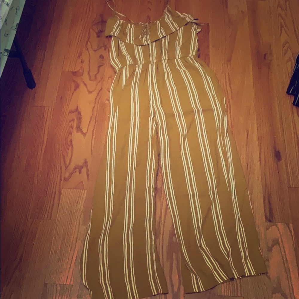 gold Jumper